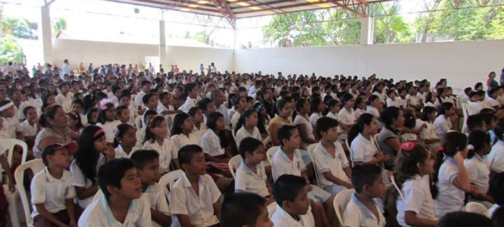 Concierto Para Escuelas En El Centro Social 