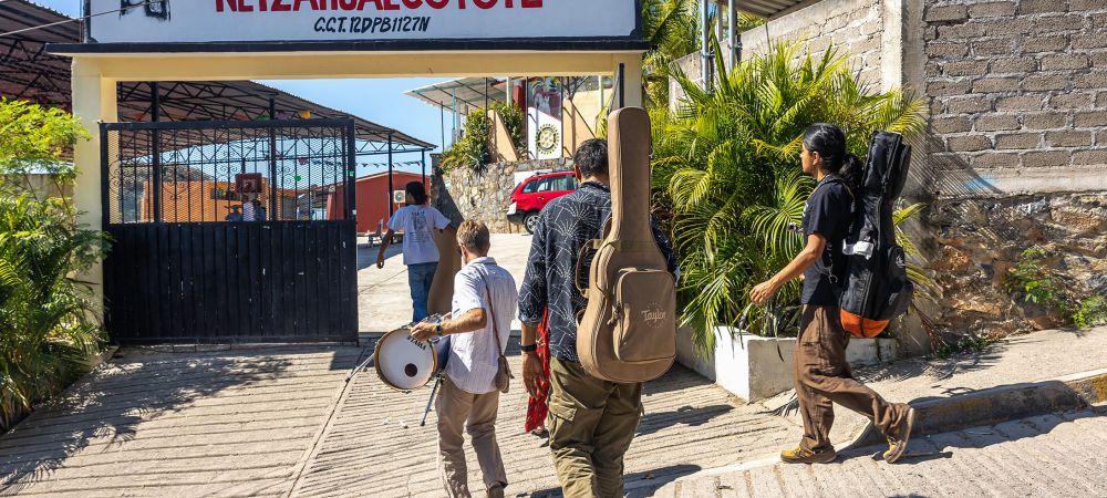 Conciertos En Escuelas De Zihuatanejo 